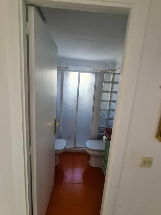 Nice Beachside 2-Bd Apt Near Barcelona كونيت المظهر الخارجي الصورة